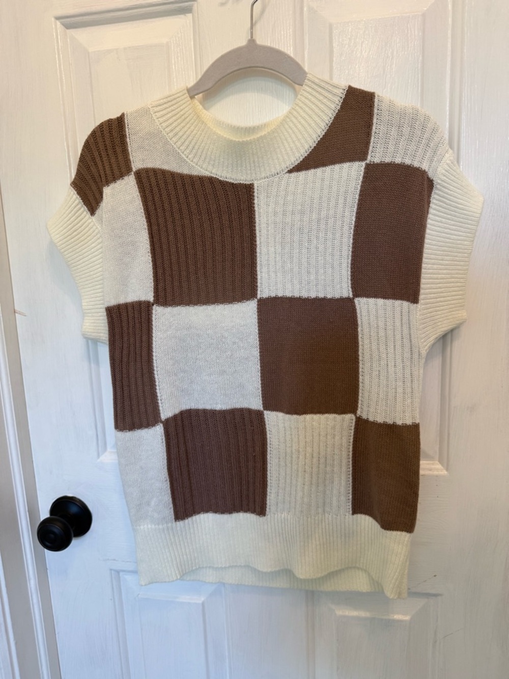 Checkerboard Knit Crewneck Sweater Vest - Cream & Brown
